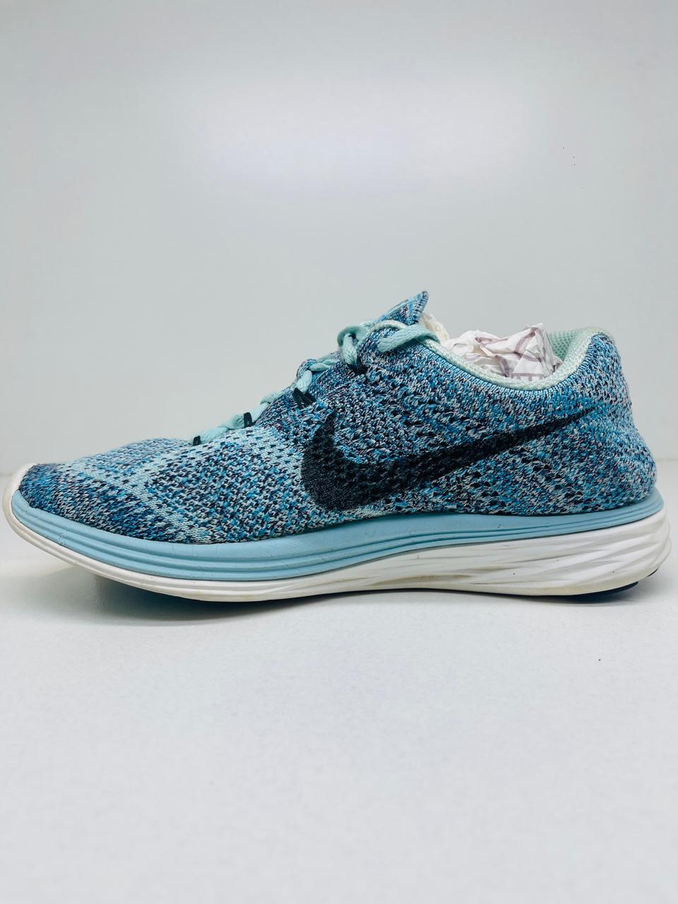 Nike Lyxit Lunar