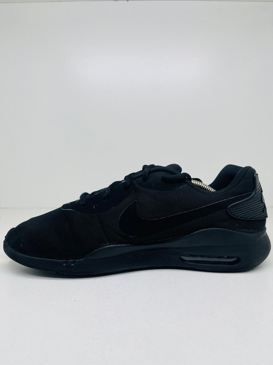 Nike Air Max Oketo