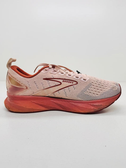 Brooks Levitate 6